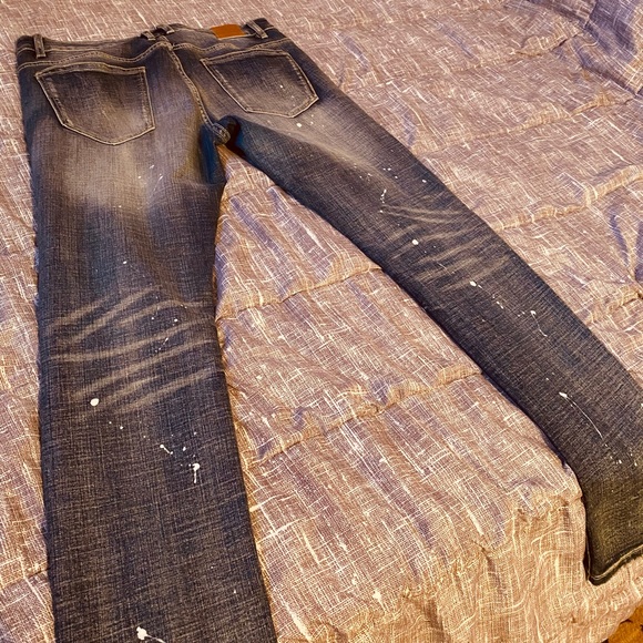 Denim - Picture 2 of 6